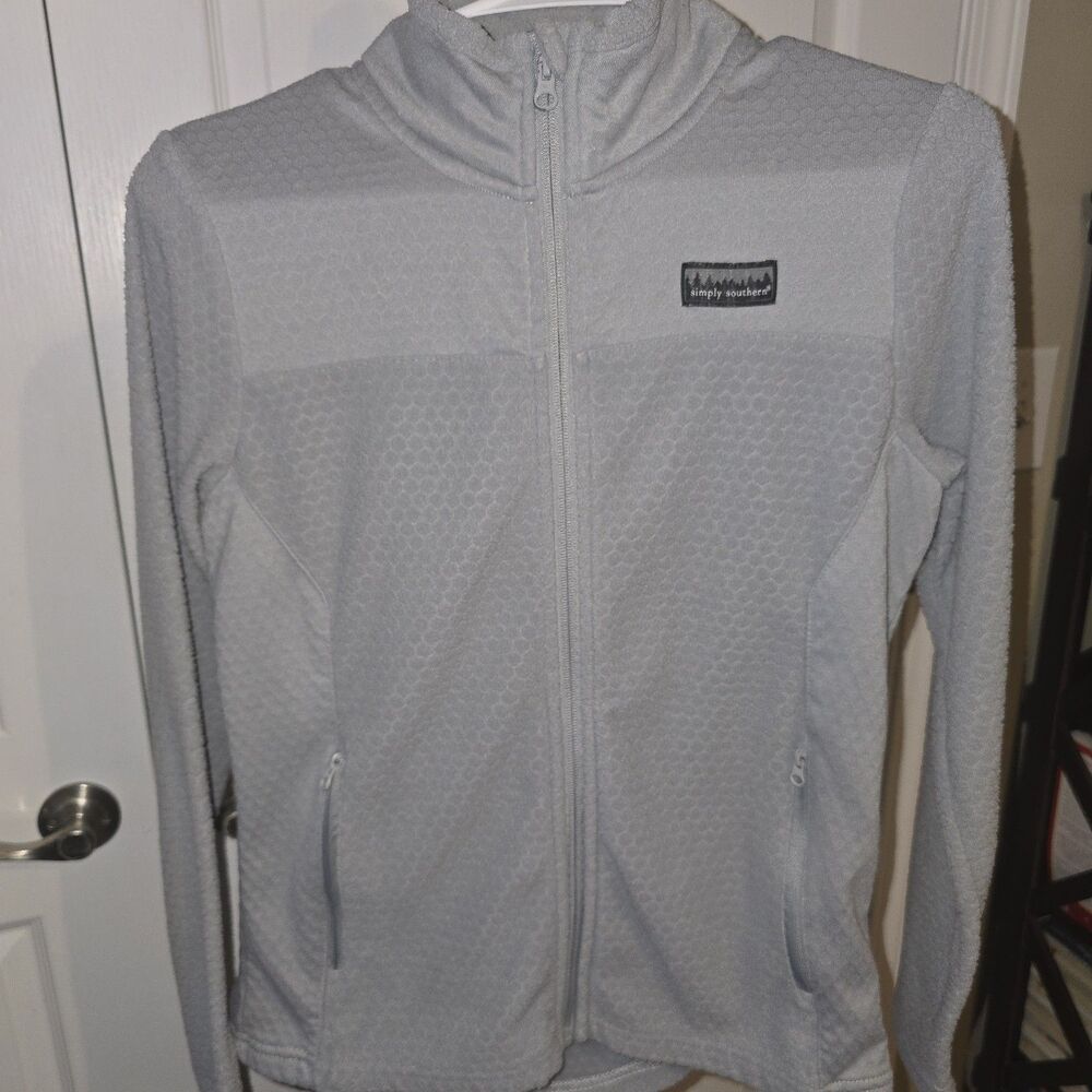 SIMPLY SOUTHERN Light Gray RECYCLABLE FULL ZIP SOFT LOGO JACKET Girls (S 6/8)
